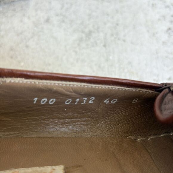 Vintage Gucci horse bit loafers - Picture 8 of 10